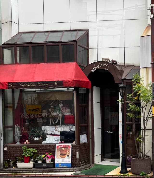 チェリー店舗外観