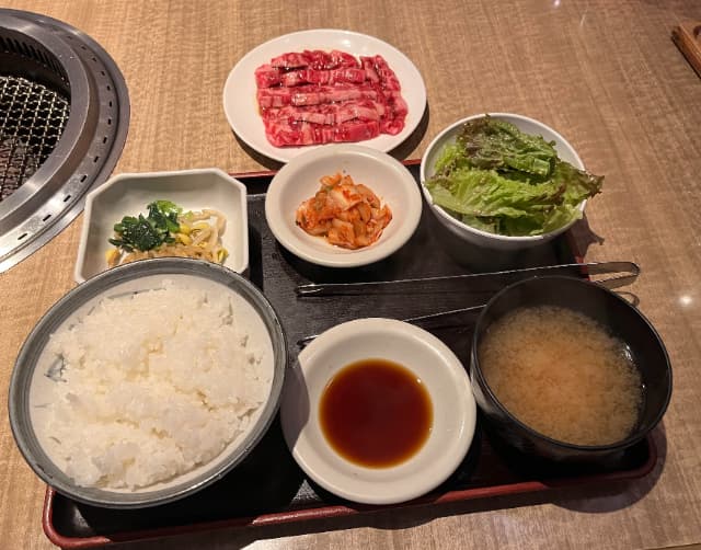 焼肉定食ランチ